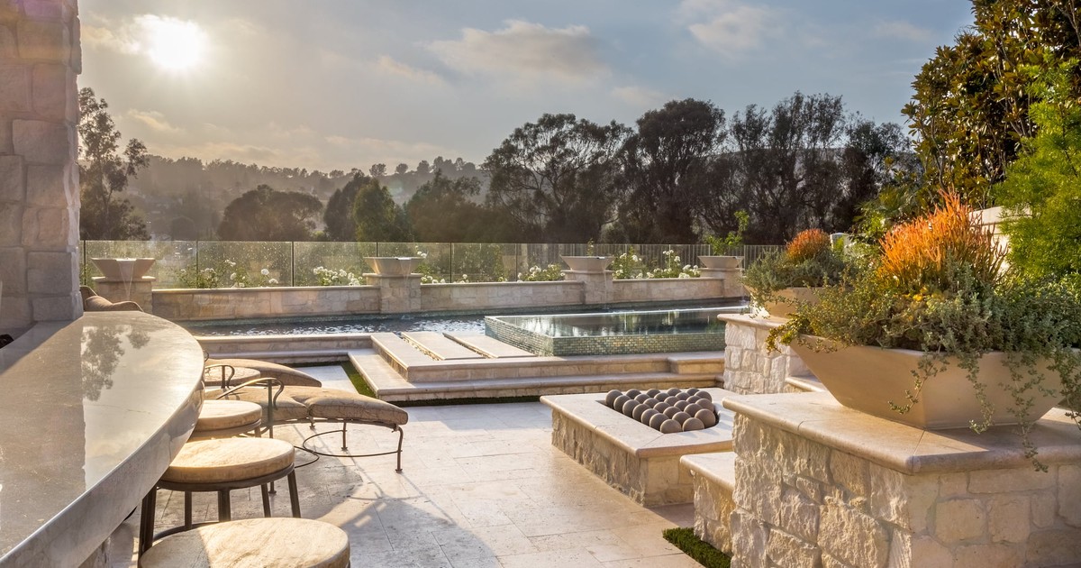 Custom Pool & Outdoor Living in Orange County