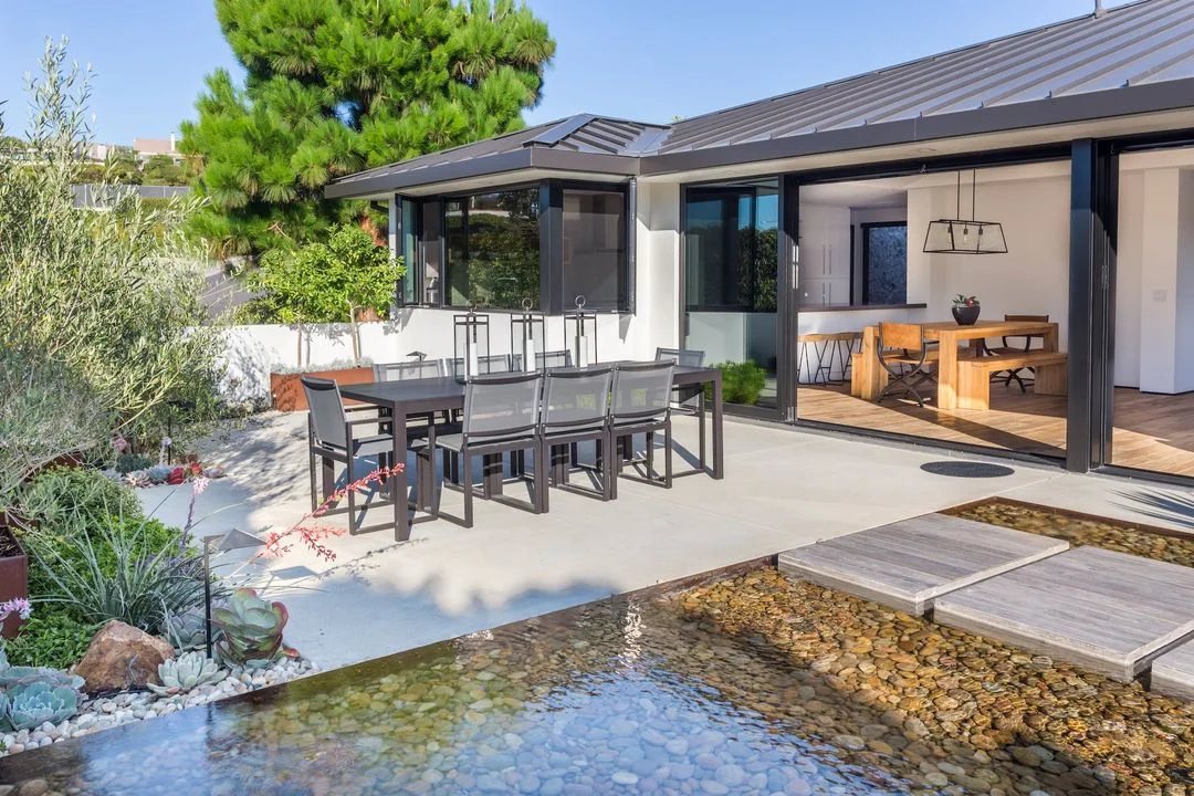 Contemporary Outdoor Living & Hardscape – Orange County – photo 6