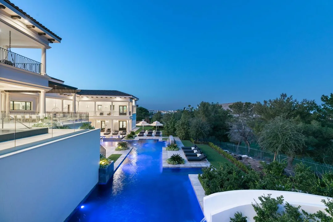 Backyard Pool & Landscape Remodel – Southern California – photo 26